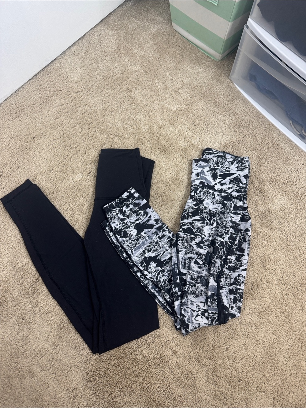 Lululemon Lot of Size 4 Align High Rise Leggings Train Times Leggings